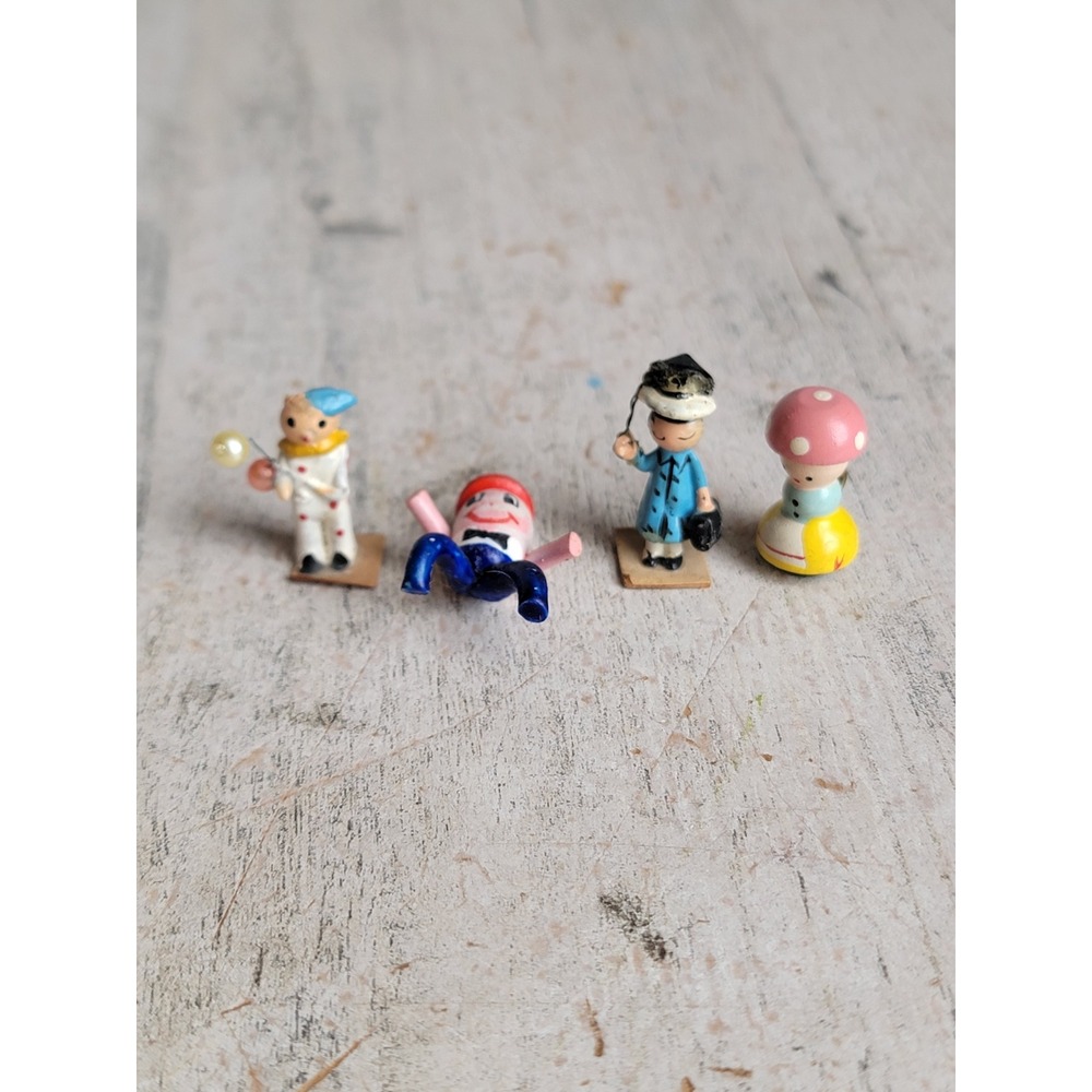 Mini wooden vintage doll house clown Humpty Dumpty man mushroom set